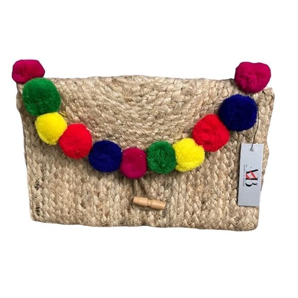 America & Beyond Handwoven Jute Clutch Bag - Picture 1 of 4